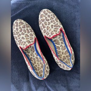 EUC Rothy’s The Loafer in Mocha Spot 8.5
